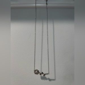 Cute sunflower necklace